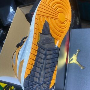 Nike air Jordan 1s element highs new with box